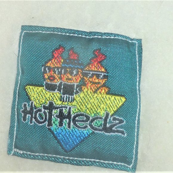 ST5 - Hot Hedz DOG BANDANA Size Large Dog Neck Warmer Dog Wa - Picture 3 of 3